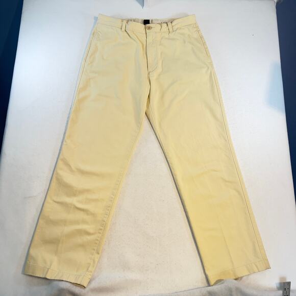 J.Crew Broken In Chino Pant Men 34W 32L* Pastel Yellow Made in Hong Kong Cotton - Picture 1 of 14